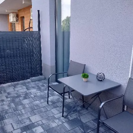 Capital Apartment *